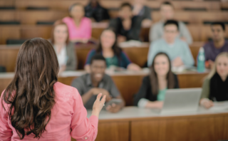 Comparing Textbooks to Living Books